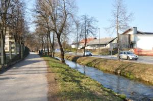 Občina Grosuplje uspešno pridobila evropska sredstva za osvetlitev pešpoti ob Grosupeljščici 4